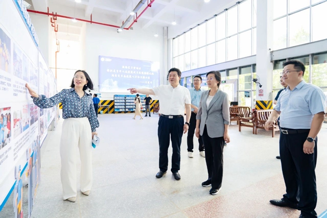 湖北省人社廳黨組書記、廳長李述永到宜化實(shí)訓(xùn)基地調(diào)研