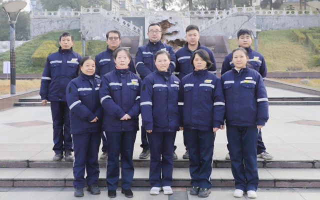 喜報(bào)！全國表彰，股份公司猇亭片區(qū)電解四班榜上有名！(圖1)