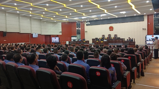 青海宜化：旁聽庭審敲警鐘，紀(jì)法紅線記心間(圖1)