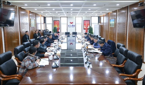 宜昌市國資委黨委書記、主任黃智華一行到宜化集團(tuán)調(diào)研